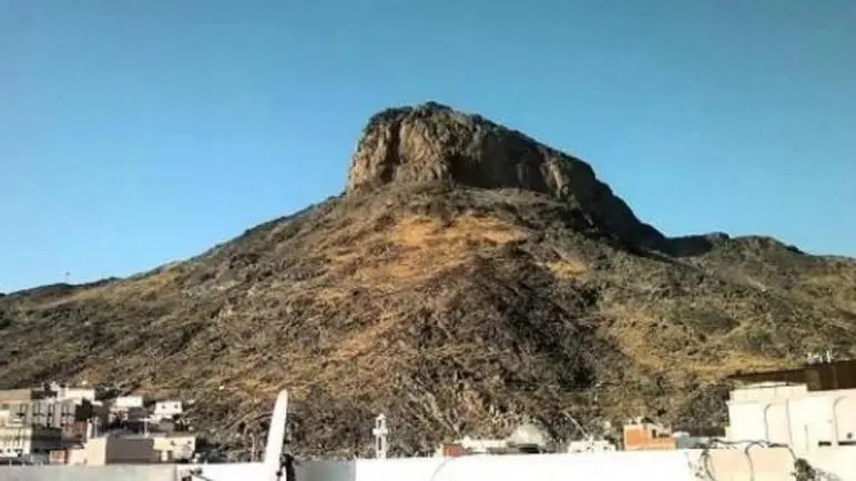 جبل في مكة اشتهر في عهد قريش