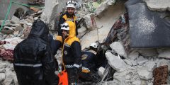شاهد: لحظة انهيار الركام على فريق الإنقاذ في هاتي التركية