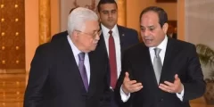 الرئيس عباس يصل القاهرة للمشاركة في مؤتمر دعم القدس