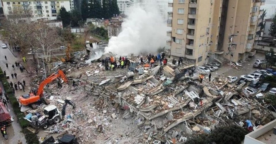 استمرار ارتفاع أعداد ضحايا زلزال تركيا وسوريا تزامنًا مع انقاذ آخرين